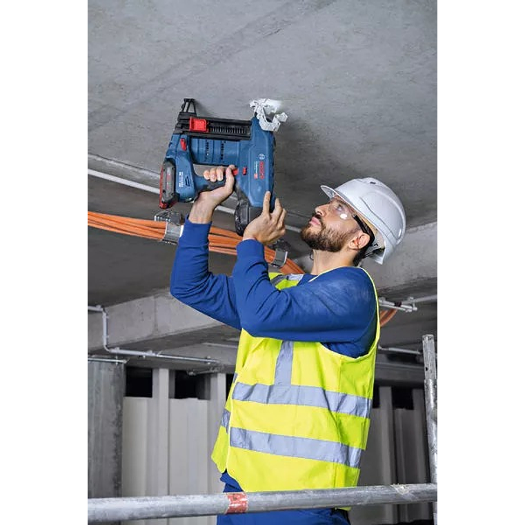 Pregadora de betão GNB 18V-40 + Mala XL-BOXX BOSCH 12