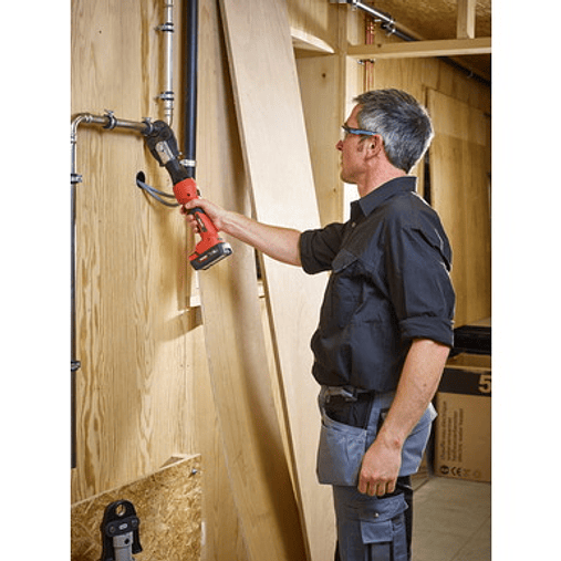 Maquina de Cravar Tubo Cobre, Aço e Aço Inox 18V RP219 + Matriz M15-22-28 RIDGID   8