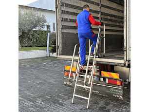Escada de Alumínio Dobrável para Camião SCR FARAONE