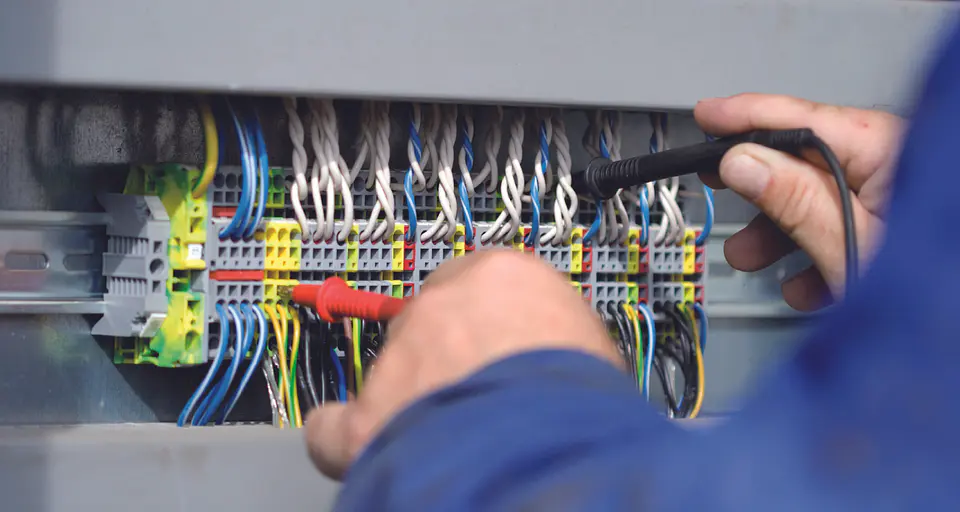 Multímetro Digital MultiMeter-Compact LASERLINER 2