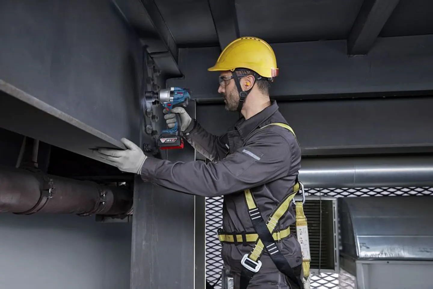 Aparafusadora de impacto sem fio GDS 18V-780 + Mala L-BOXX BOSCH 5