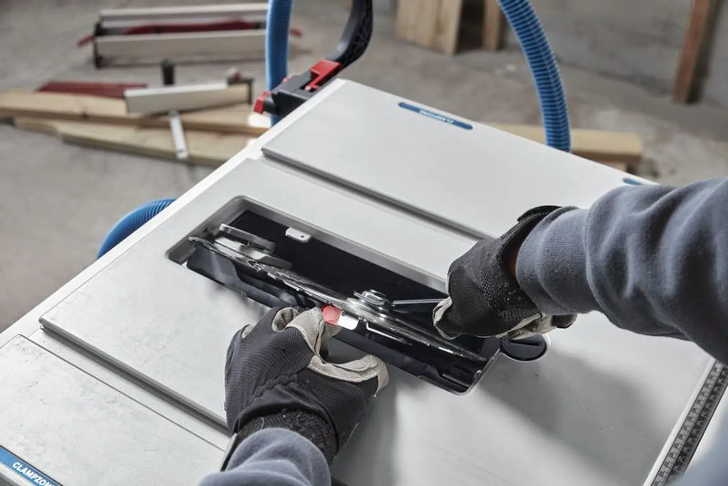 Serra de mesa sem fio GTS 18V-70 BOSCH 6