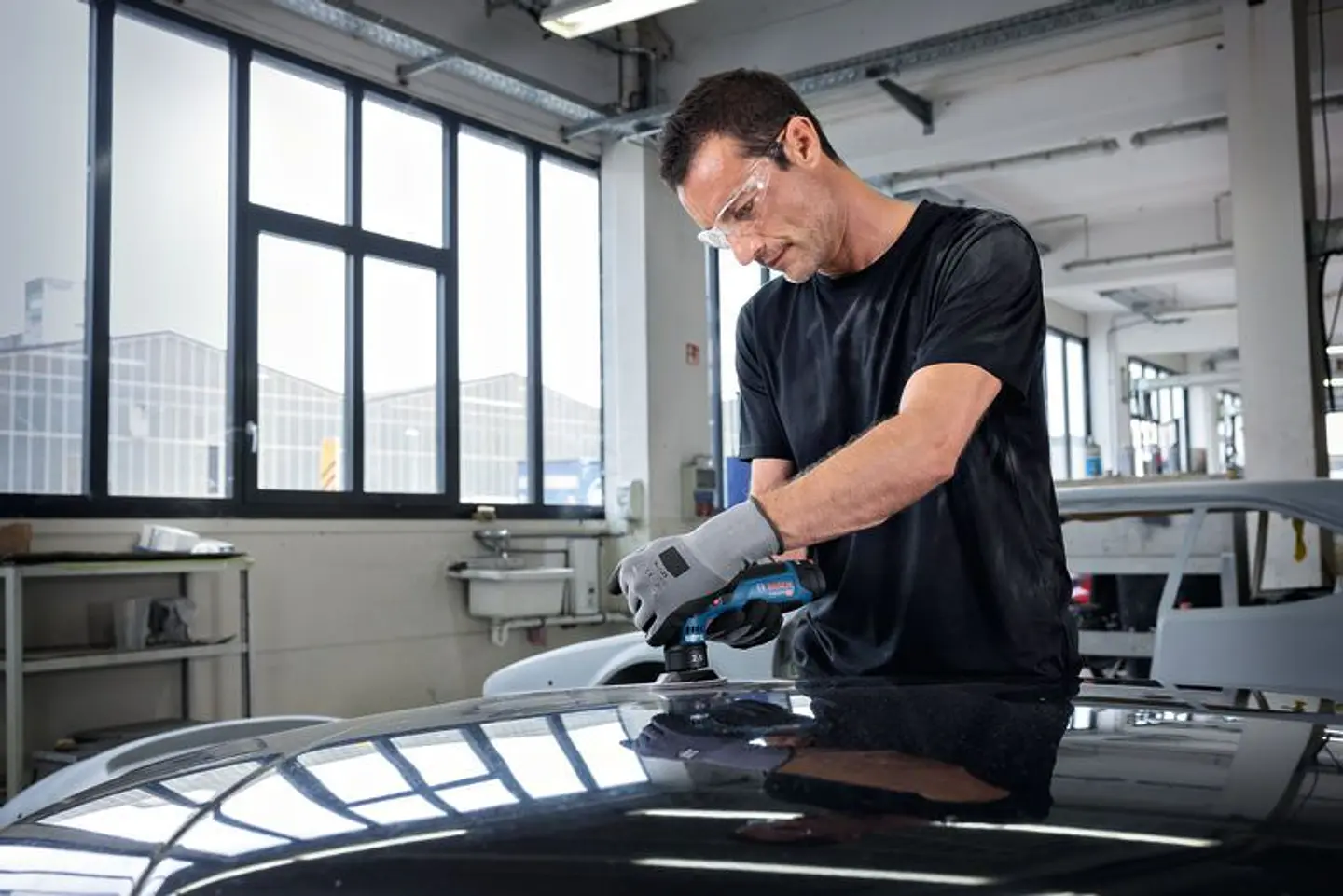 Lixadora excêntrica de precisão base de 77 mm GEX 12V-77 BOSCH 4