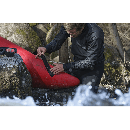 Rolo Fita Reparadora Preto Ultra Power Underwater 50 mm x 1,5 mts. 56491 TESA 3