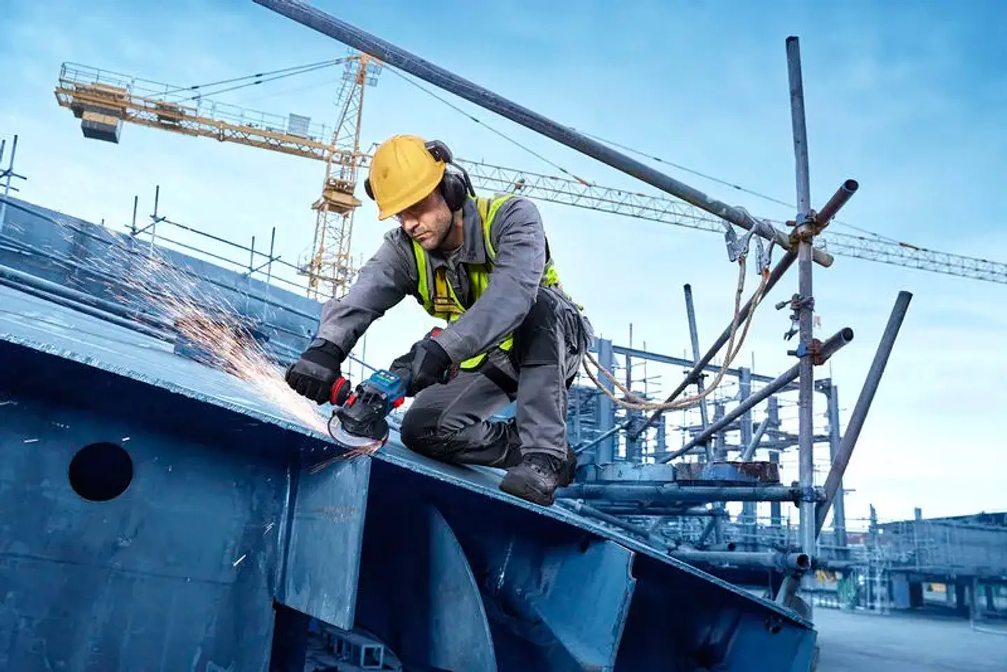 Rebarbadora sem fio EXPERT EXWS18V-15S + 2 Baterias EXBA18V-80 + Mala L-BOXX BOSCH 3