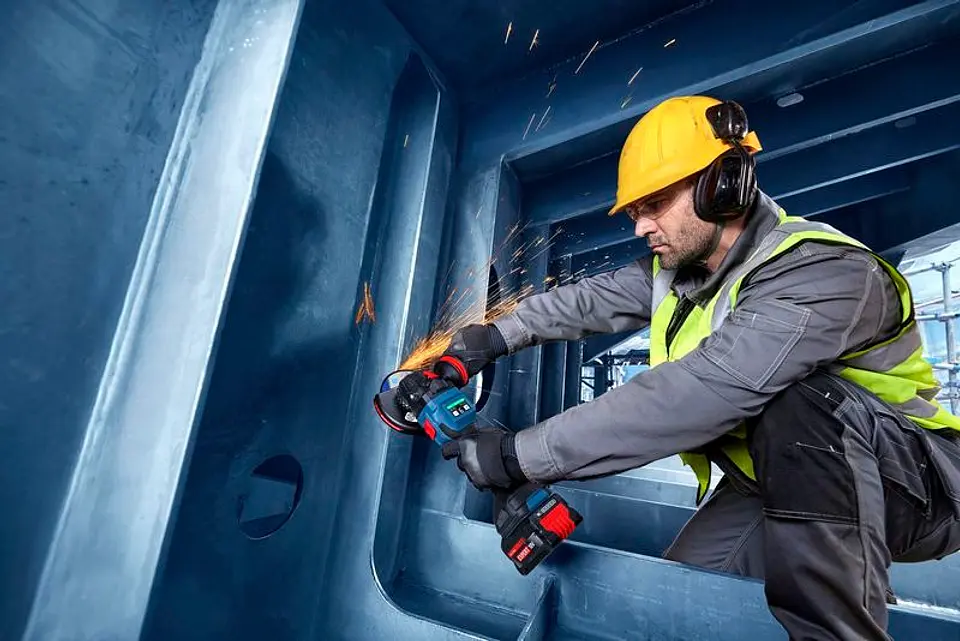 Rebarbadora sem fio EXPERT EXWS18V-15S + 2 Baterias EXBA18V-80 + Mala L-BOXX BOSCH 4