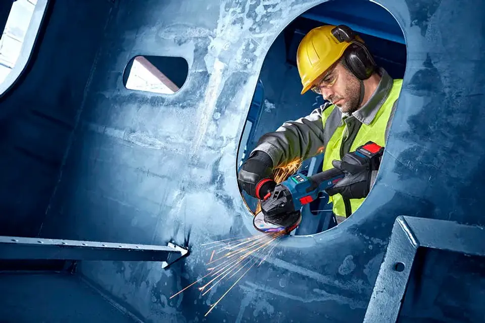 Rebarbadora sem fio EXPERT EXWS18V-15S + 2 Baterias EXBA18V-80 + Mala L-BOXX BOSCH 5