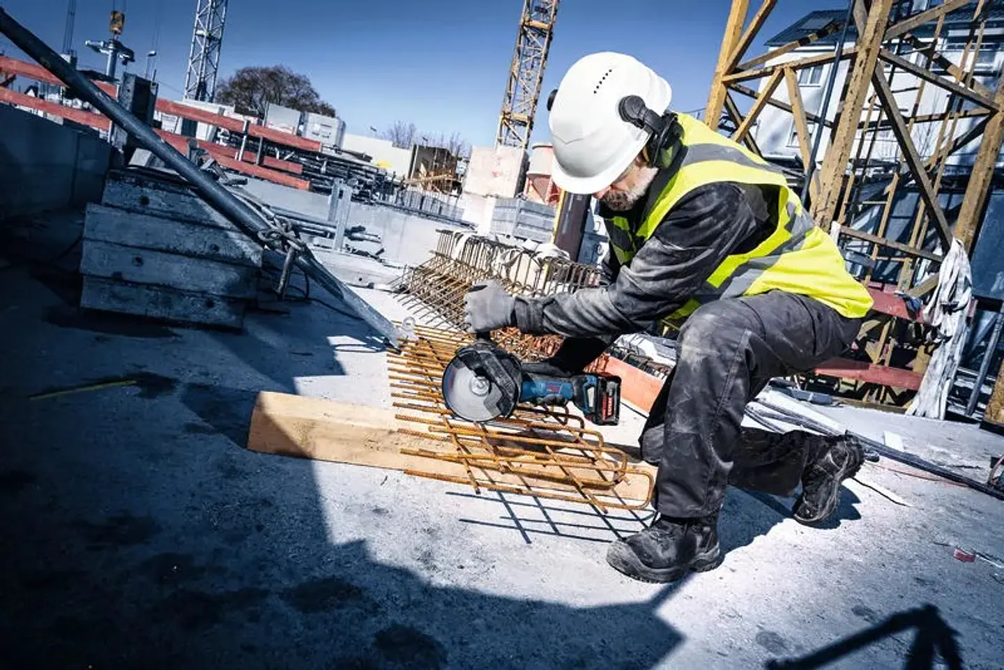 Rebarbadora sem fio EXPERT EXWS18V-180P BOSCH 11