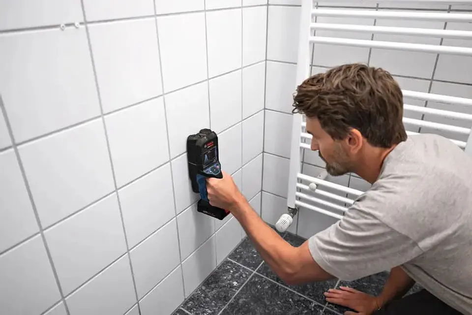 Scanner de Parede EXPERT D-tect18V-200-17C + 1 Bateria 18V 2.0Ah + Mala L-BOXX 136 BOSCH 3