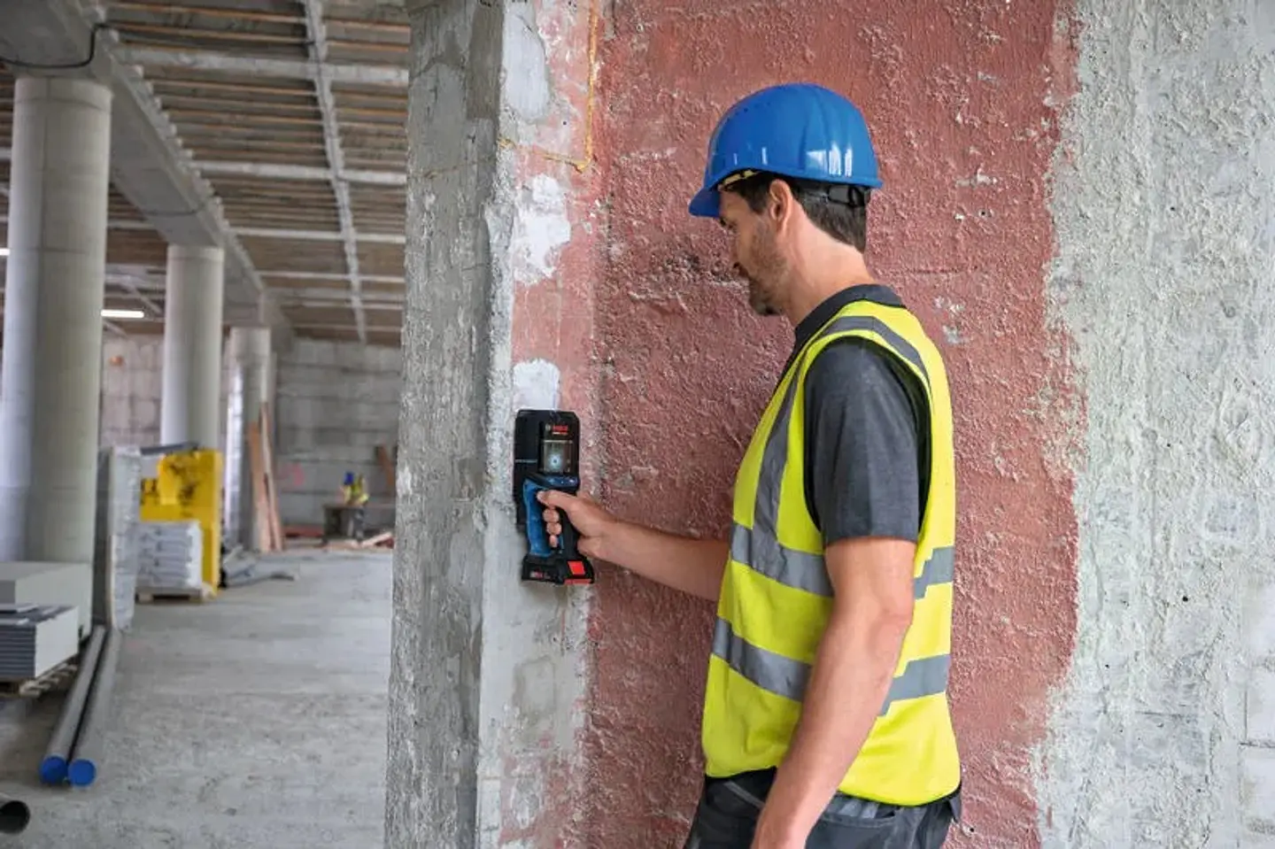 Scanner de Parede EXPERT D-tect18V-200-17C + 1 Bateria 18V 2.0Ah + Mala L-BOXX 136 BOSCH 8