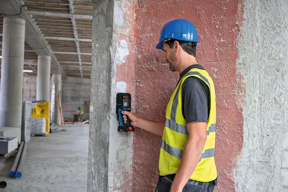 Scanner de Parede EXPERT D-tect18V-200-17C + 1 Bateria 18V 2.0Ah + Mala L-BOXX 136 BOSCH 8