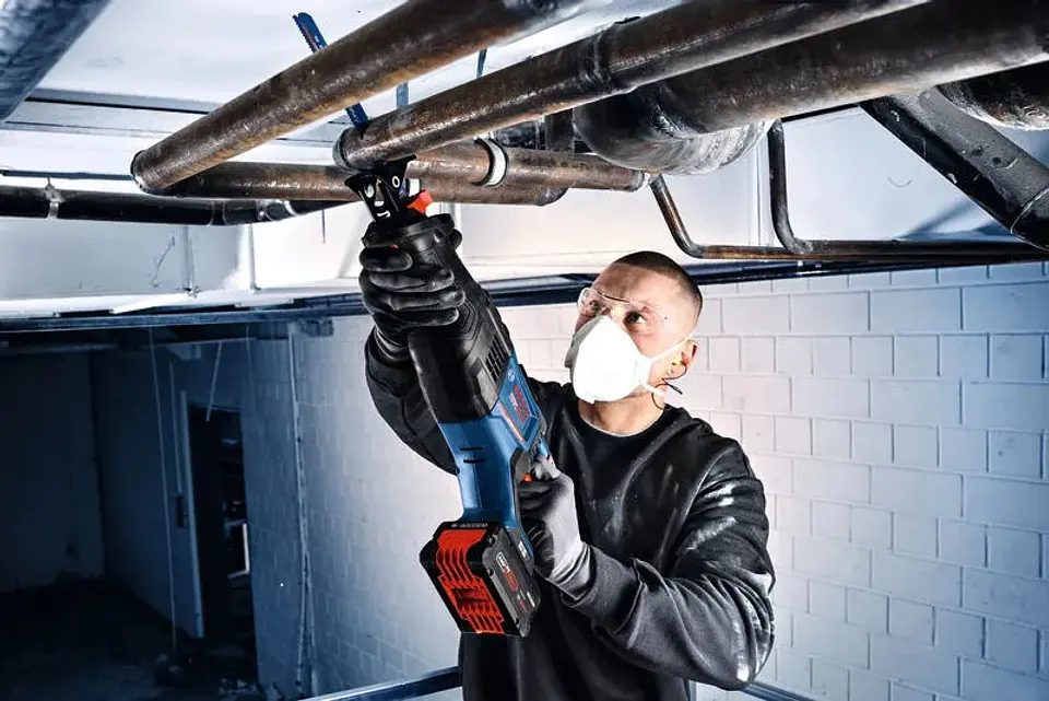 Serra sabre sem fio EXPERT EXSA18V-32 + Mala L-BOXX BOSCH 6