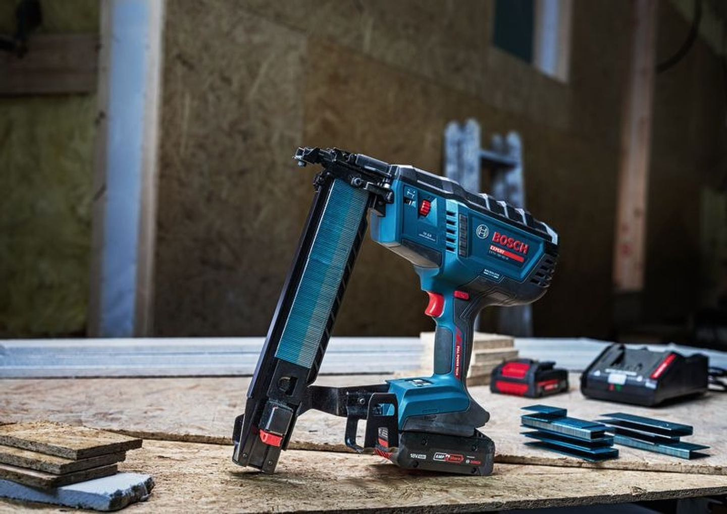 Agrafador para madeira sem fio EXTH18V-50M + Mala XL-BOXX BOSCH 3