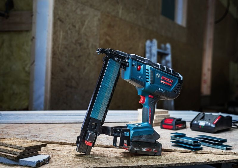 Agrafador para madeira sem fio EXTH18V-50M + Mala XL-BOXX BOSCH 3