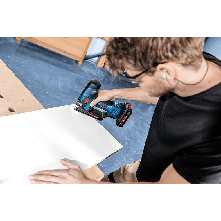 Serra vertical tico-tico sem fio EXPERT EXST18V-155S + Mala L-BOXX BOSCH 7