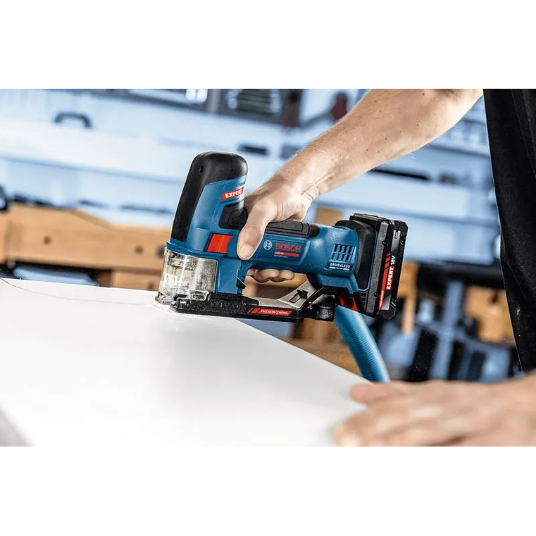 Serra vertical tico-tico sem fio EXPERT EXST18V-155S + Mala L-BOXX BOSCH 9