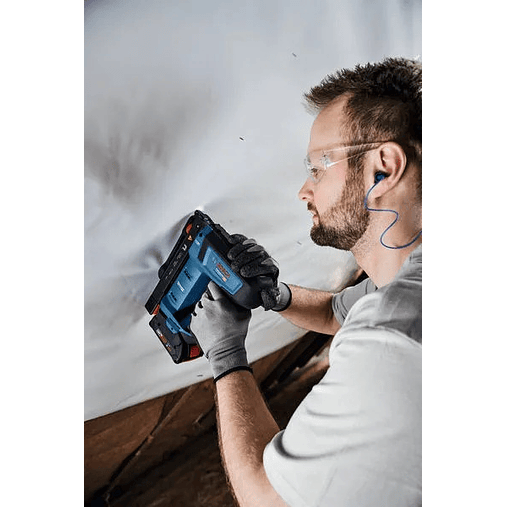 Agrafador para madeira sem fio PRO HEAVY DUTY GTH 18V-14 + L-BOXX 136 BOSCH 3