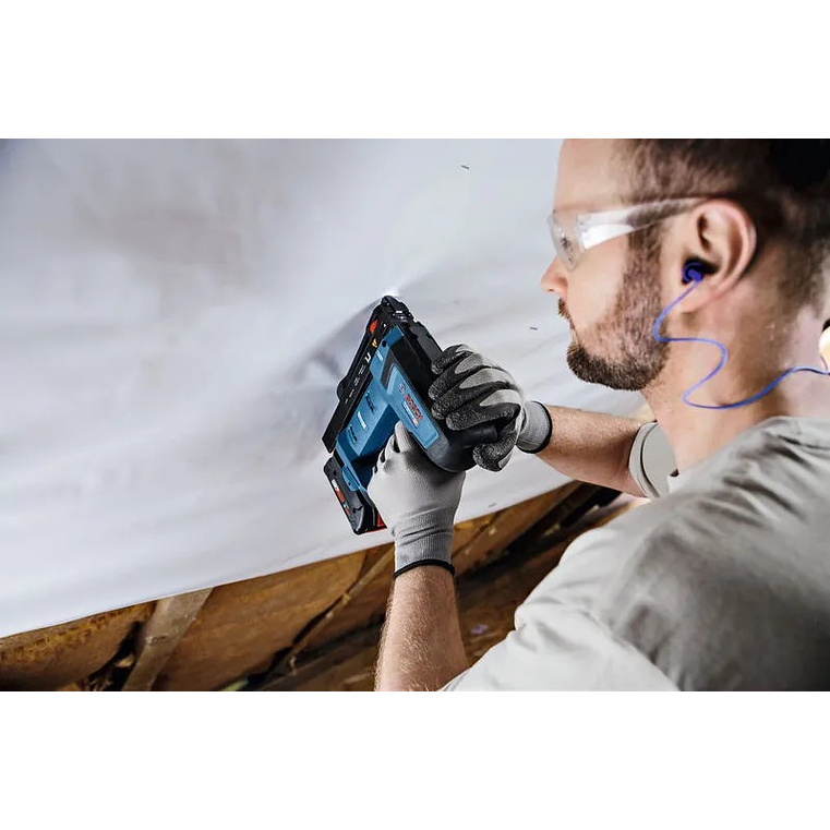 Agrafador para madeira sem fio PRO HEAVY DUTY GTH 18V-14 + L-BOXX 136 BOSCH 4