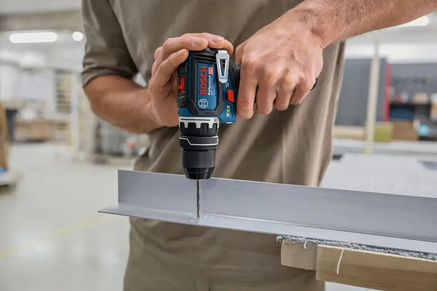 Aparafusadora PRO HEAVY DUTY GSR 12V-32 FC + MALA L-BOXX 102 BOSCH 4