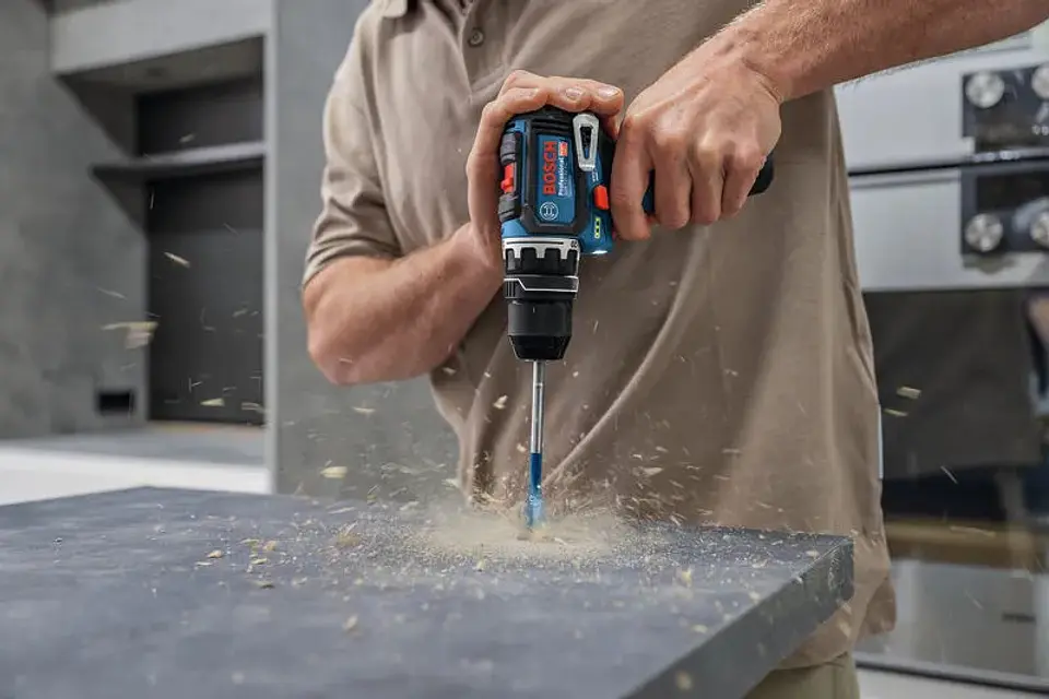 Aparafusadora PRO HEAVY DUTY GSR 12V-32 FC + MALA L-BOXX 102 BOSCH 7