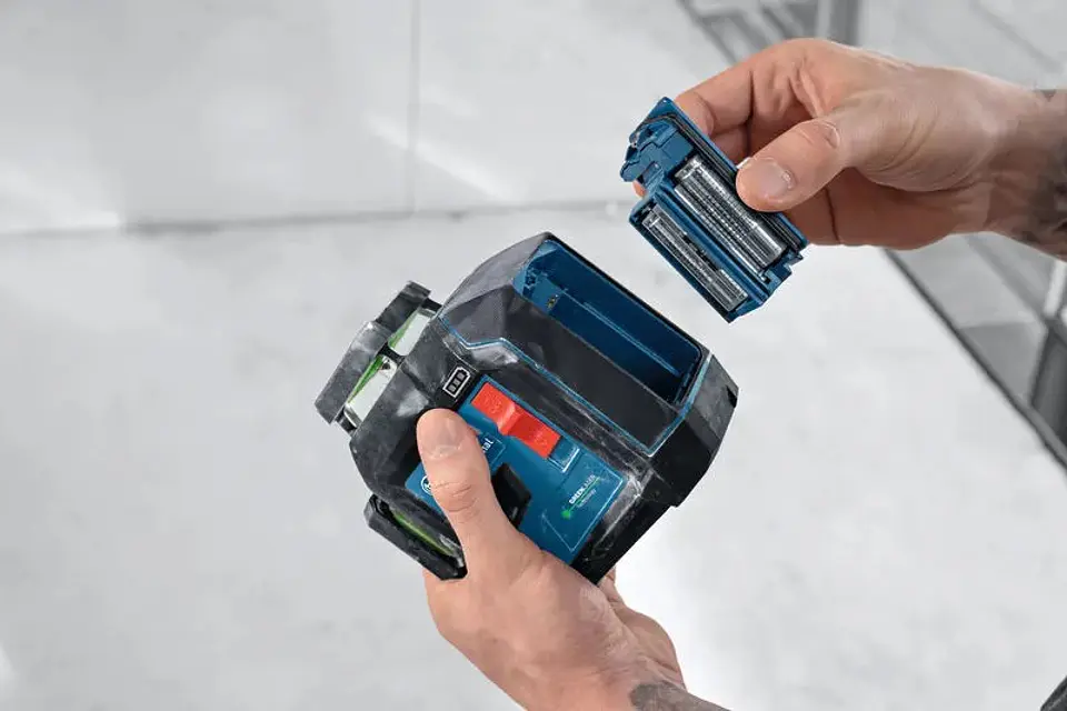Nível laser de linhas PRO GLL 80-33 G BOSCH 3