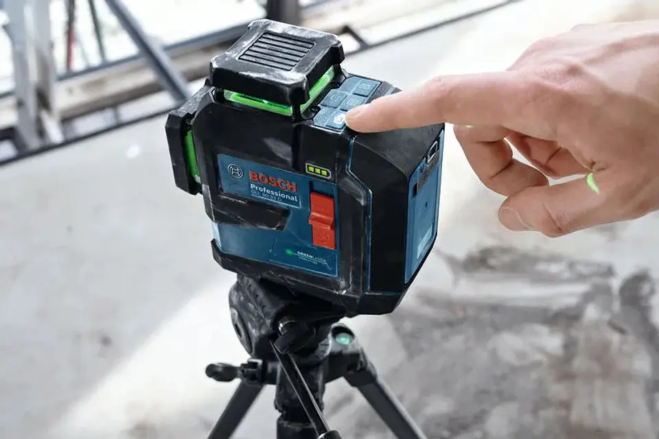 Nível laser de linhas PRO GLL 80-33 G BOSCH 11