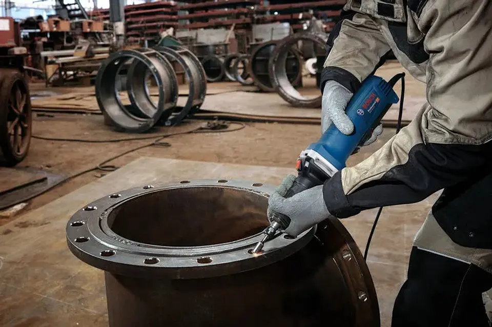 Retificadora direita PRO HEAVY DUTY GGS 30 LPS BOSCH 7