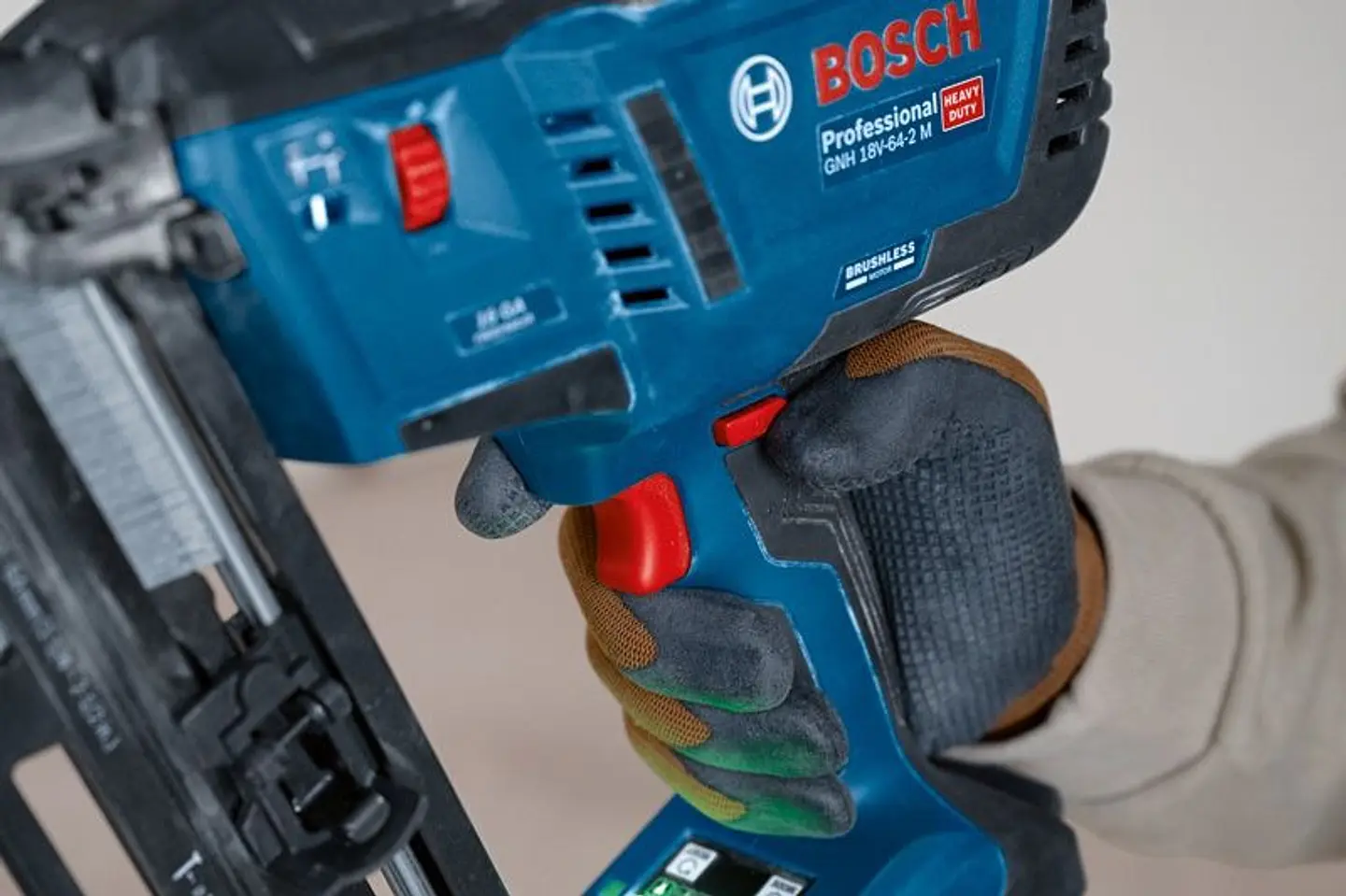 Pistola de pregos sem fio para madeira PRO HEAVY DUTY GNH 18V-64-2 M BOSCH 4