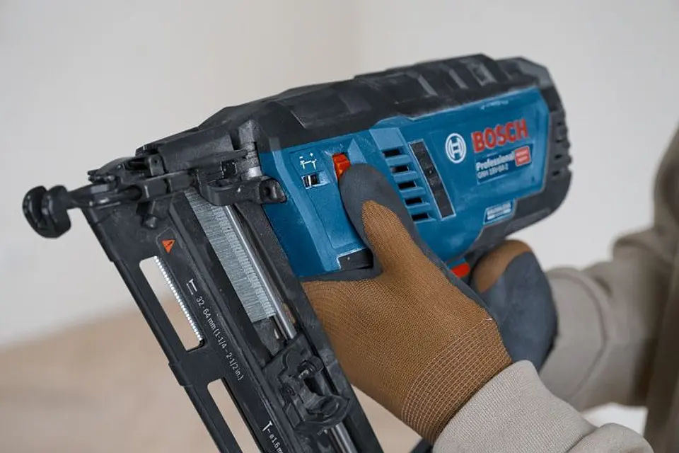 Pistola de pregos sem fio para madeira PRO HEAVY DUTY GNH 18V-64-2 + Mala L-BOXX 238BOSCH  7