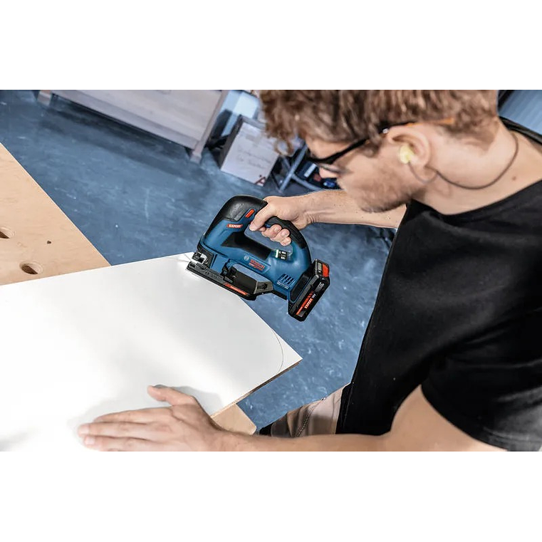 Serra vertical sem fio EXPERT EXST18V-155B BOSCH 7