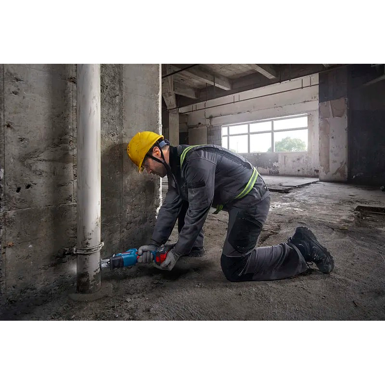 Serra de sabre sem fio PRO GSA 18V-24 com Mala L-BOXX BOSCH  6