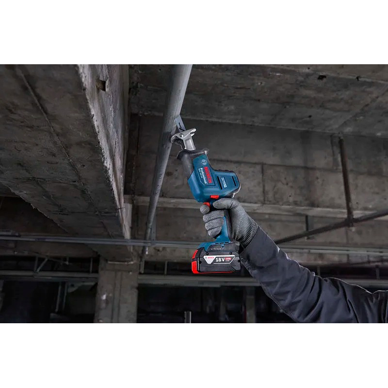 Serra de sabre sem fio PRO GSA 18V-24 com Mala L-BOXX BOSCH  15