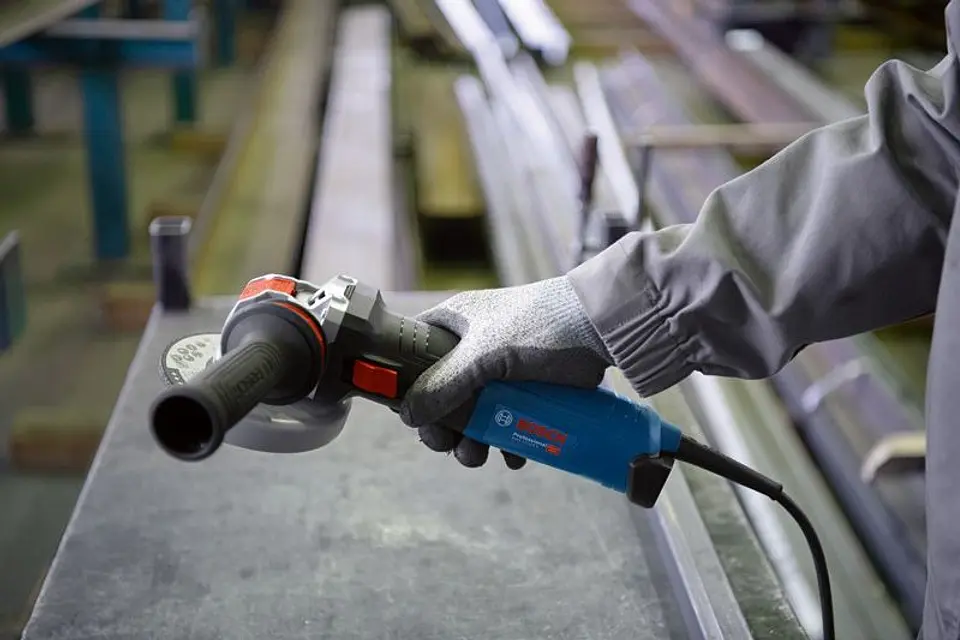Rebarbadora com X-LOCK PRO HEAVY DUTY GWX 14-125 S BOSCH 4