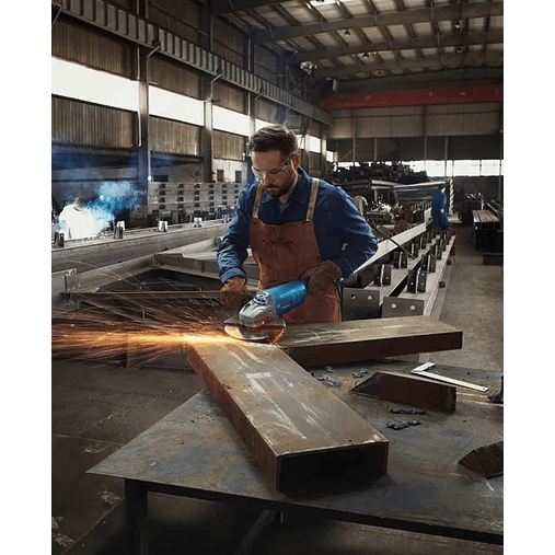 Rebarbadora PRO GWS 20-230 P com 1 disco de corte de diamante BOSCH  3