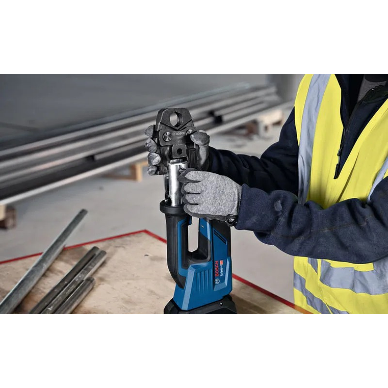 Ferramenta de prensagem sem fio PRO HEAVY DUTY GPT 18V-19 + Mala L-BOXX 238 BOSCH 6