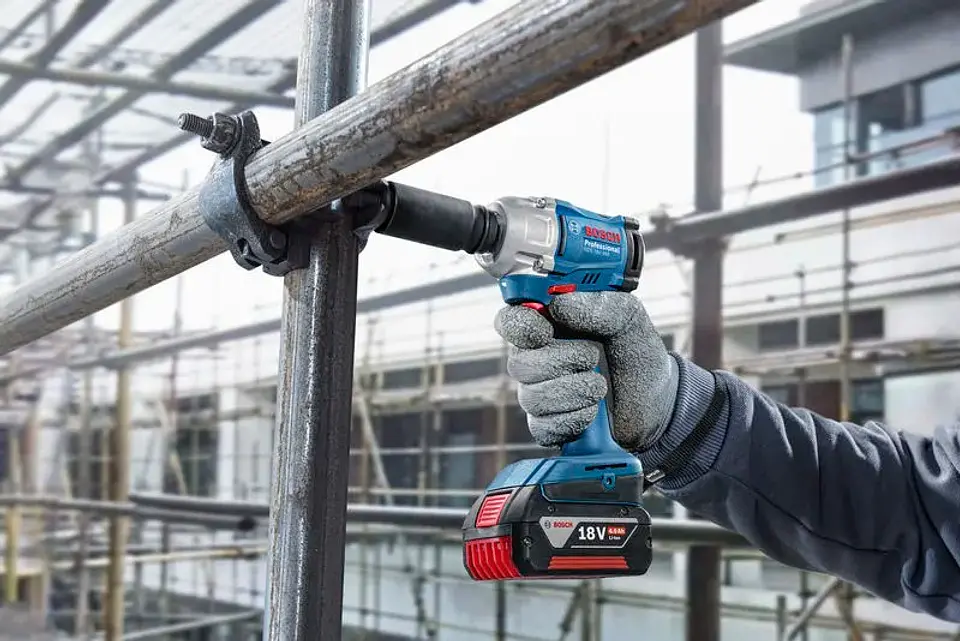Chave de impacto sem fio PRO GDS 18V-350 + Mala L-BOXX 136 BOSCH 5