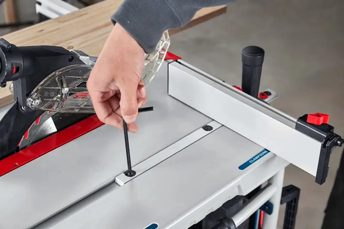 Serra de mesa PRO HEAVY DUTY GTS 70-216 BOSCH 12