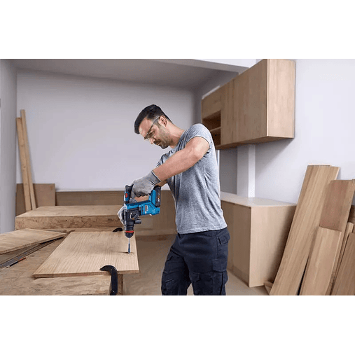 Martelo perfurador SDS Plus sem fio GBH 18V-18 X ONECHUCK + 2 baterias GBA 18V 2.0Ah + Carregador GAL 18V-20 Professional BOSCH  9