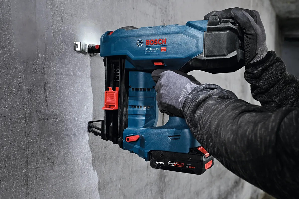 Suporte para abraçadeira de cabo PRO EMT-B Metal BOSCH  8