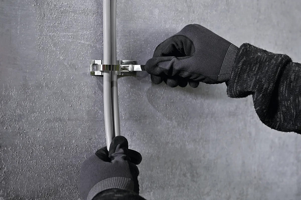 Suporte para abraçadeira de cabo PRO EMT-B Metal BOSCH  9