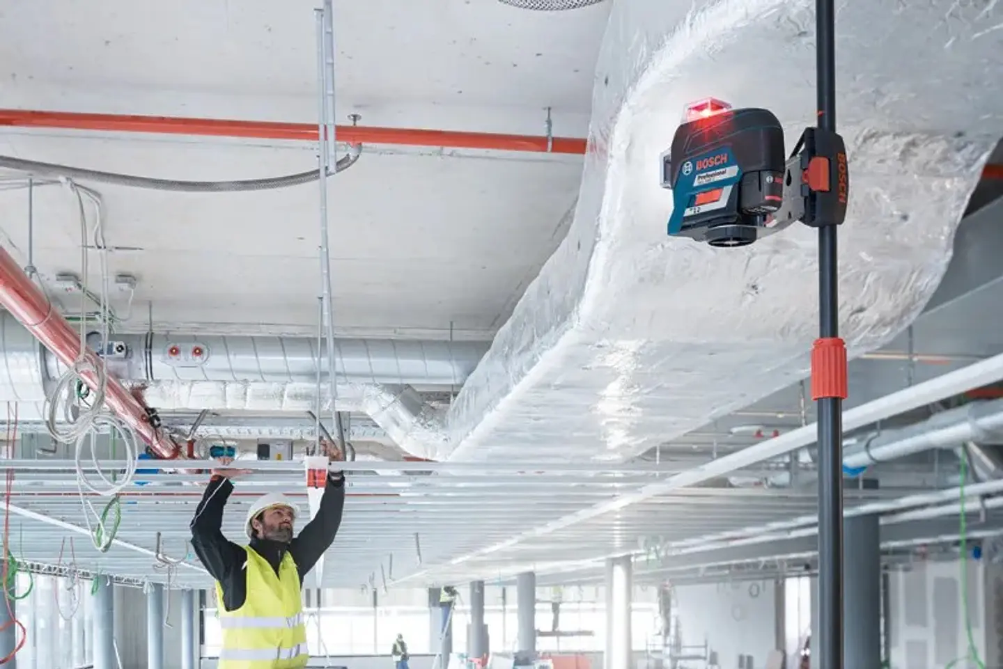 Nível laser de linhas PRO GLL 3-80 C BOSCH  6