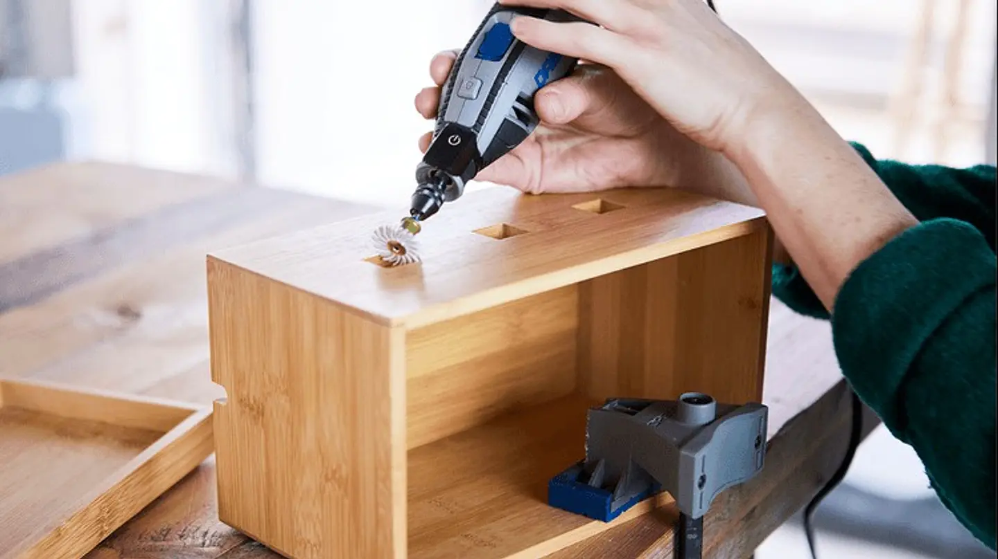 DREMEL® Multi-Vise (2500)  3