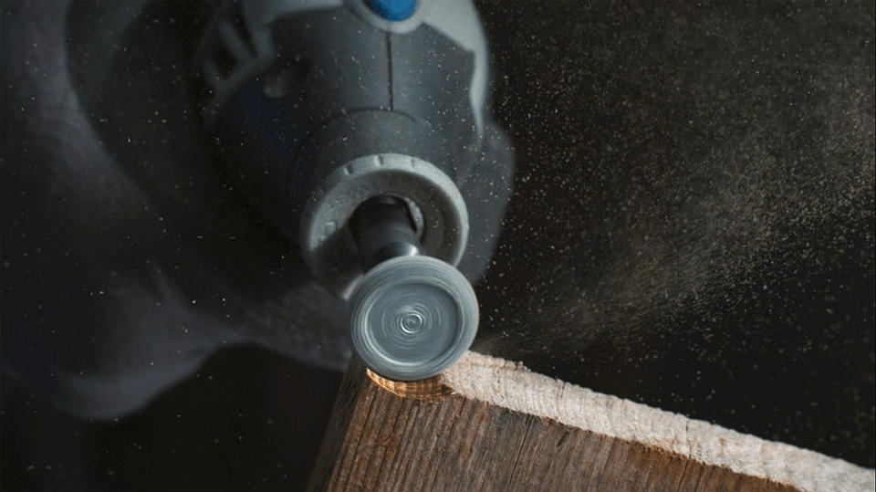 Fresa de metal duro com dentes texturizados em forma de disco, de 19 mm (9936) DREMEL  4