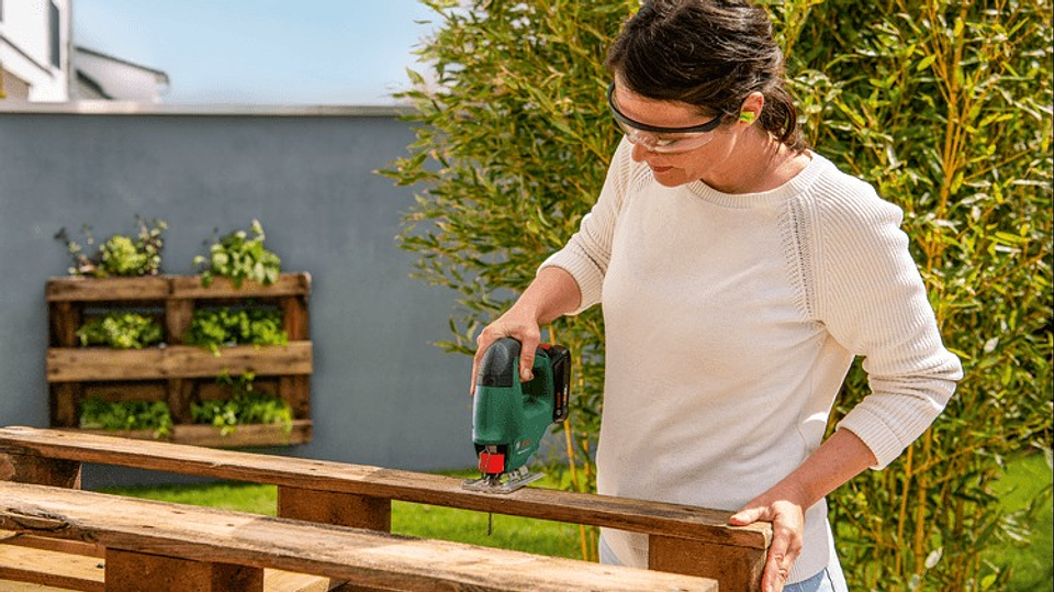 Serra vertical sem fio EasySaw 18V-70  BOSCH DIY 6