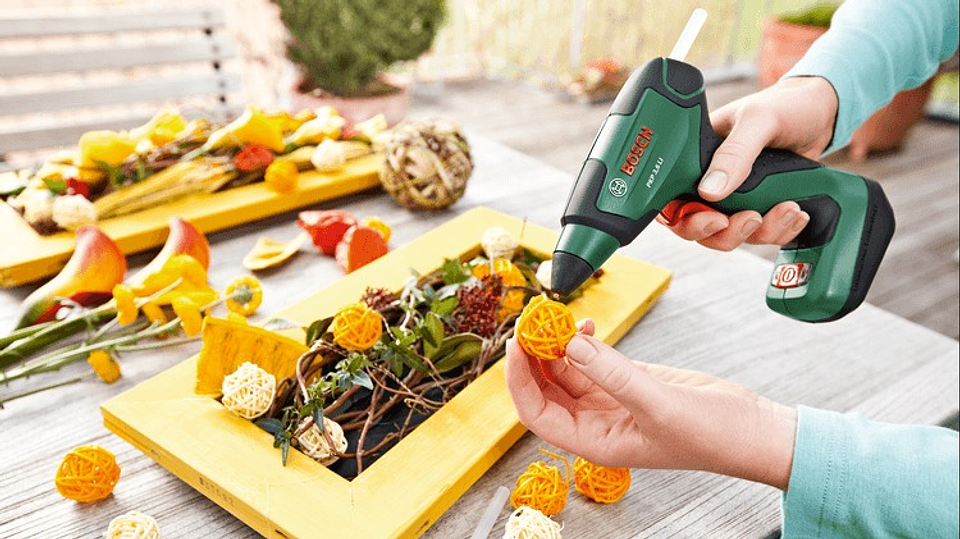 Pistola de colar sem fio PKP 3.6 LI - Carregador micro USB BOSCH  6