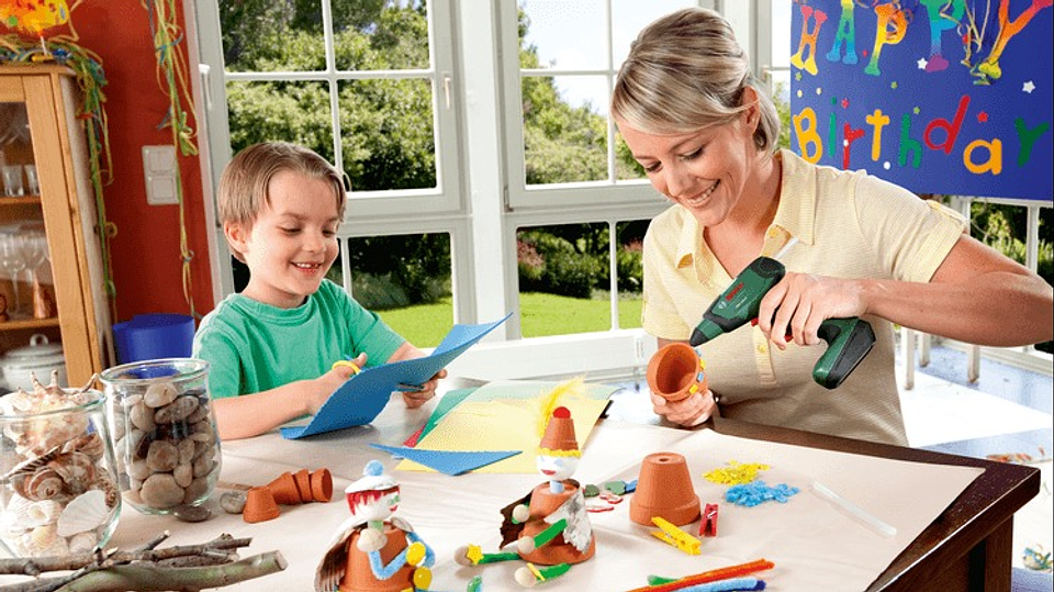 Pistola de colar sem fio PKP 3.6 LI - Carregador micro USB BOSCH  11