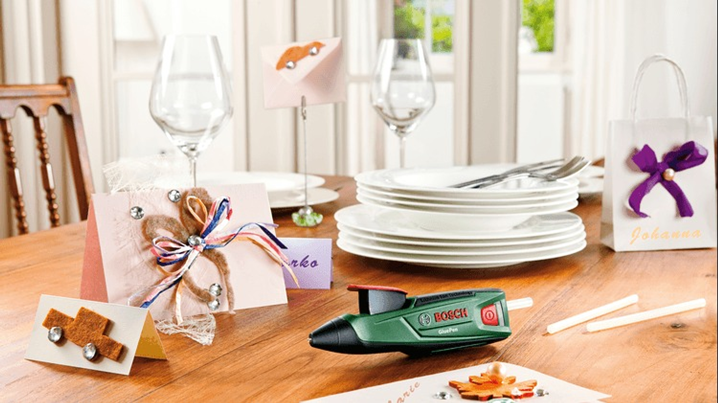 Pistola de colar sem fio GluePen - Carregador micro USB BOSCH DIY 5