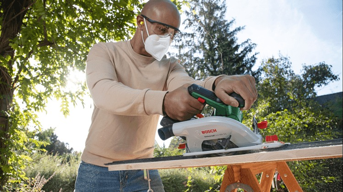 Serra circular sem fio UniversalCirc 18V-53 - 1 bateria de 2,5 Ah | carregador BOSCH DIY 5