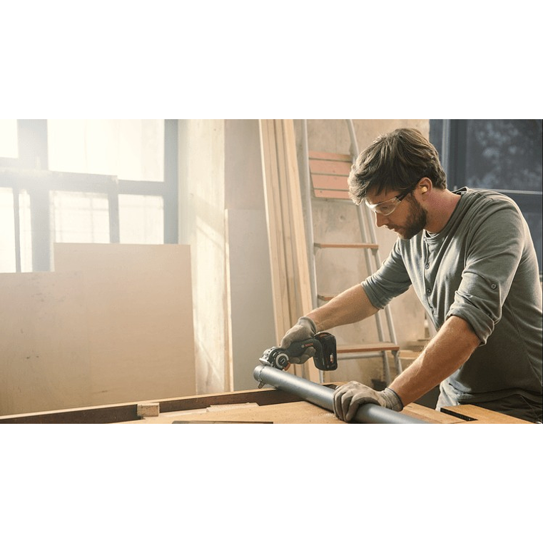 Serra NanoBlade sem fio AdvancedCut 18 - Sem bateria | Sem carregador BOSCH DIY  4