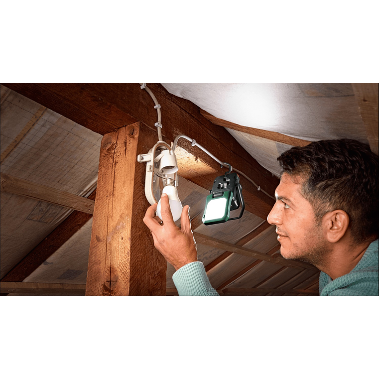Lanterna LED sem fio EasySpotLight 18V-400 - Sem bateria | Sem carregador BOSCH DIY  12